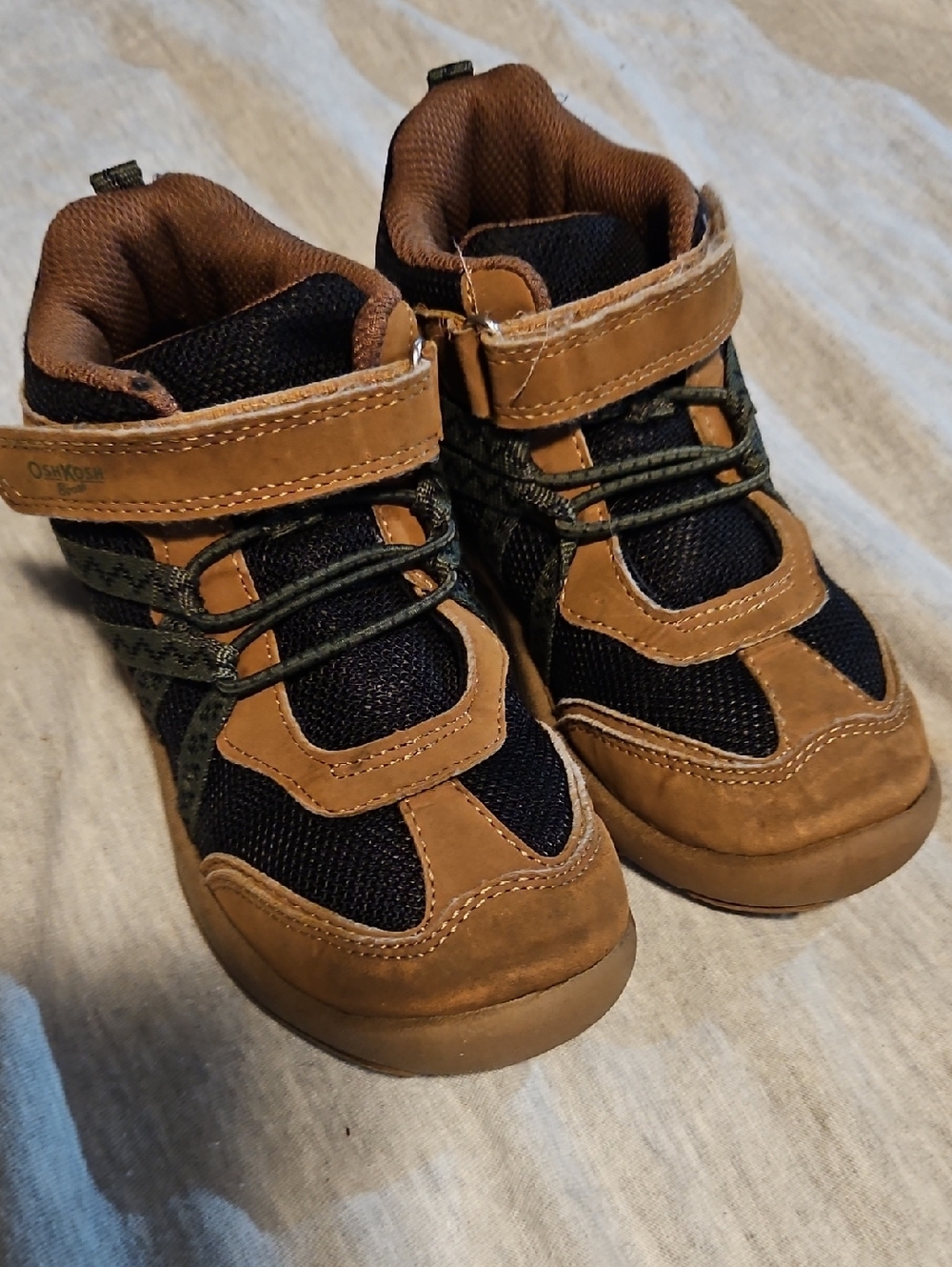 OshKosh B'gosh Brown and Black Kids High-Top Sneakers